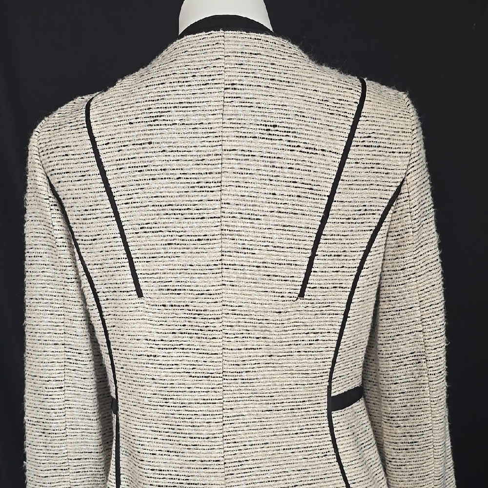 Calvin Klein Cream Black Sheath Jacket and Skirt Suit - Picture 6 of 12